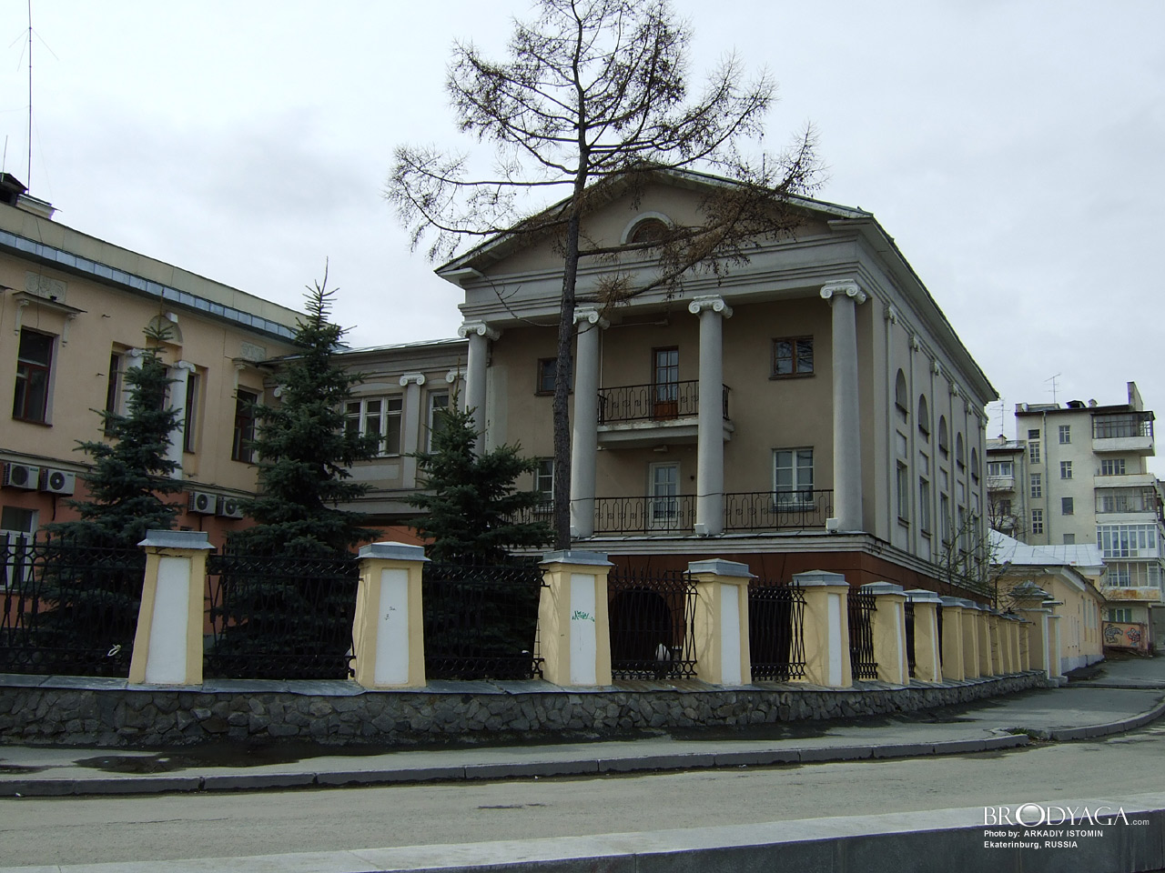 Набережная Рабочей Молодежи 3, Екатеринбург (Ekaterinburg)